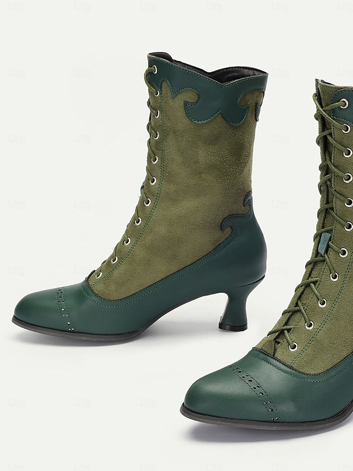 Women's Victorian Vintage Green Lace-Up Boots with Scalloped Trim and Brogue Detailing