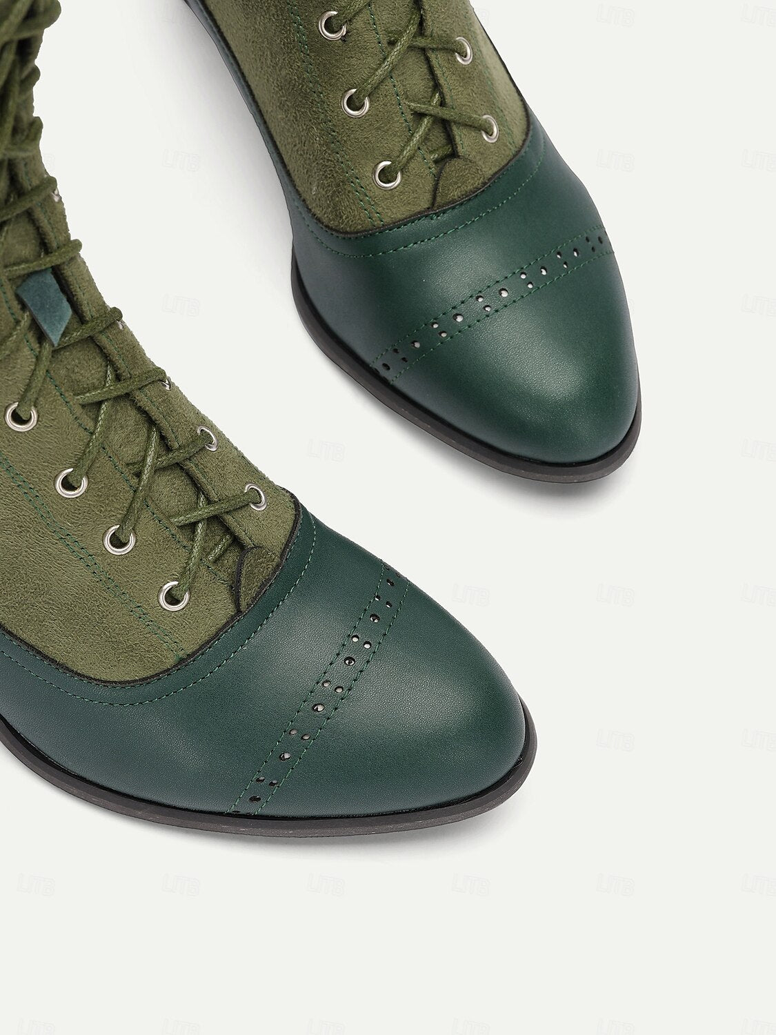 Women's Victorian Vintage Green Lace-Up Boots with Scalloped Trim and Brogue Detailing