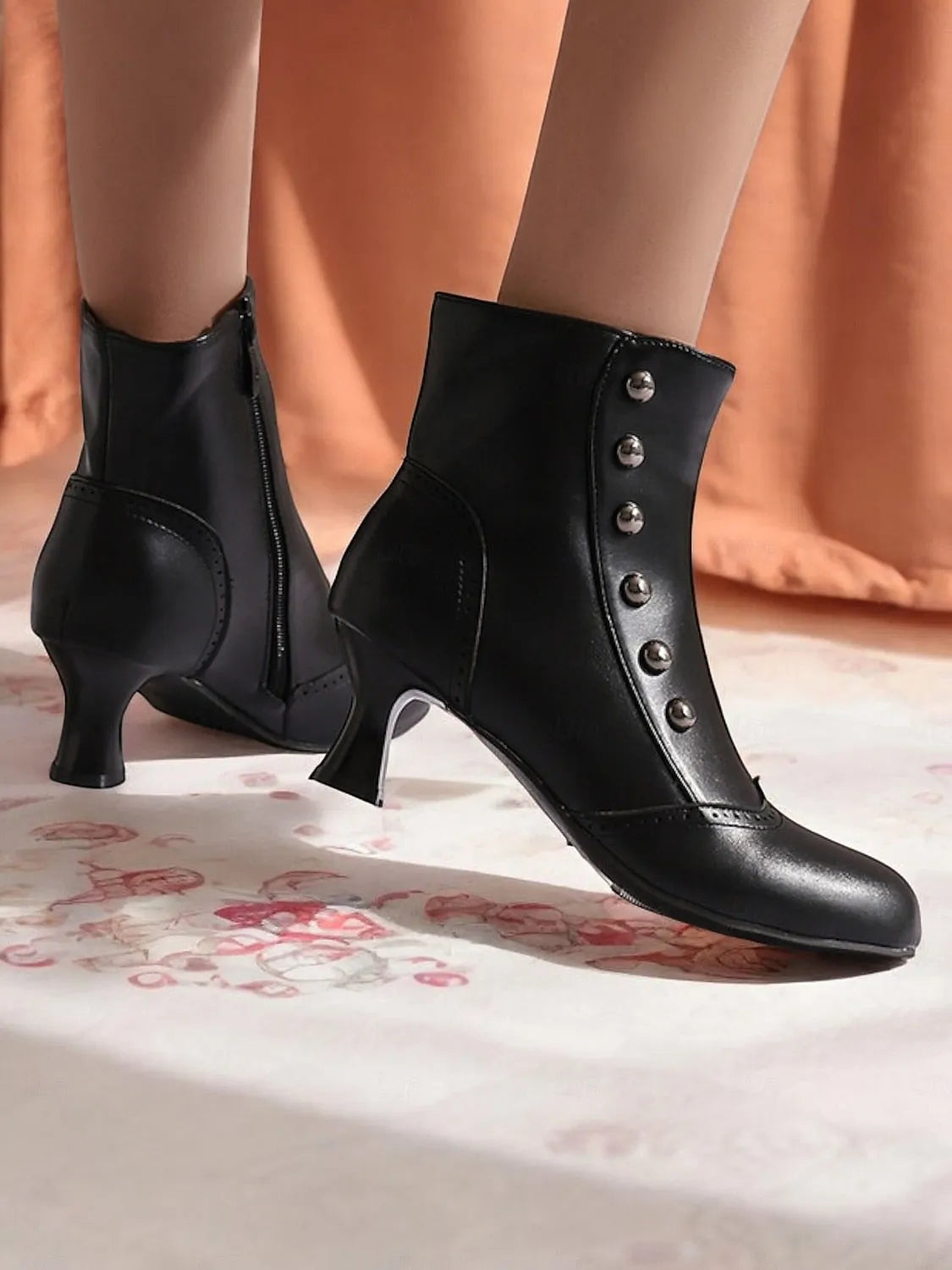 Women's Victorian-Style Buttoned Ankle Boots