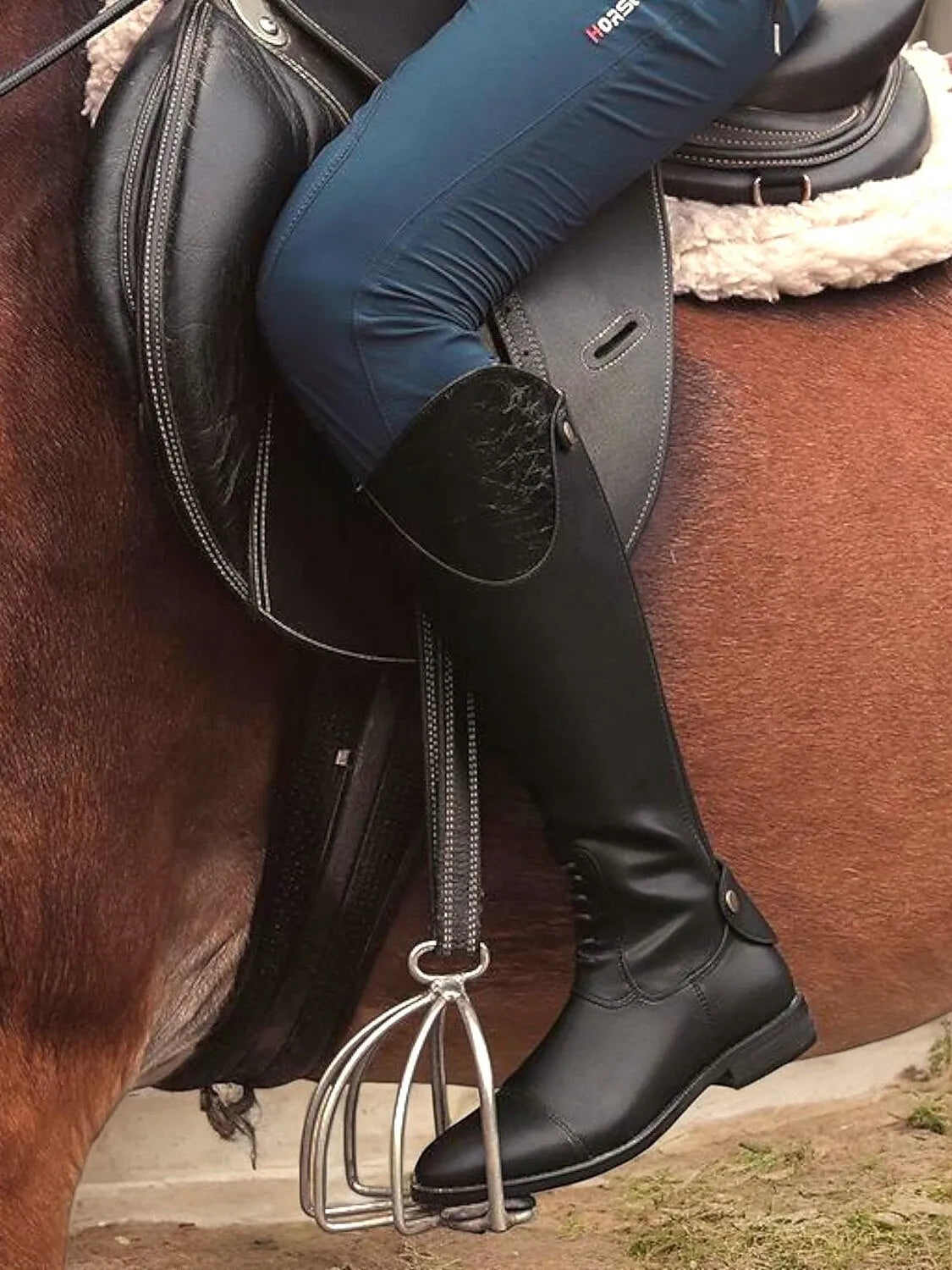 Women's Brown Leather Knee-High Riding Boots with Crocodile Pattern Accents, Stylish and Durable for Equestrian and Outdoor Wear