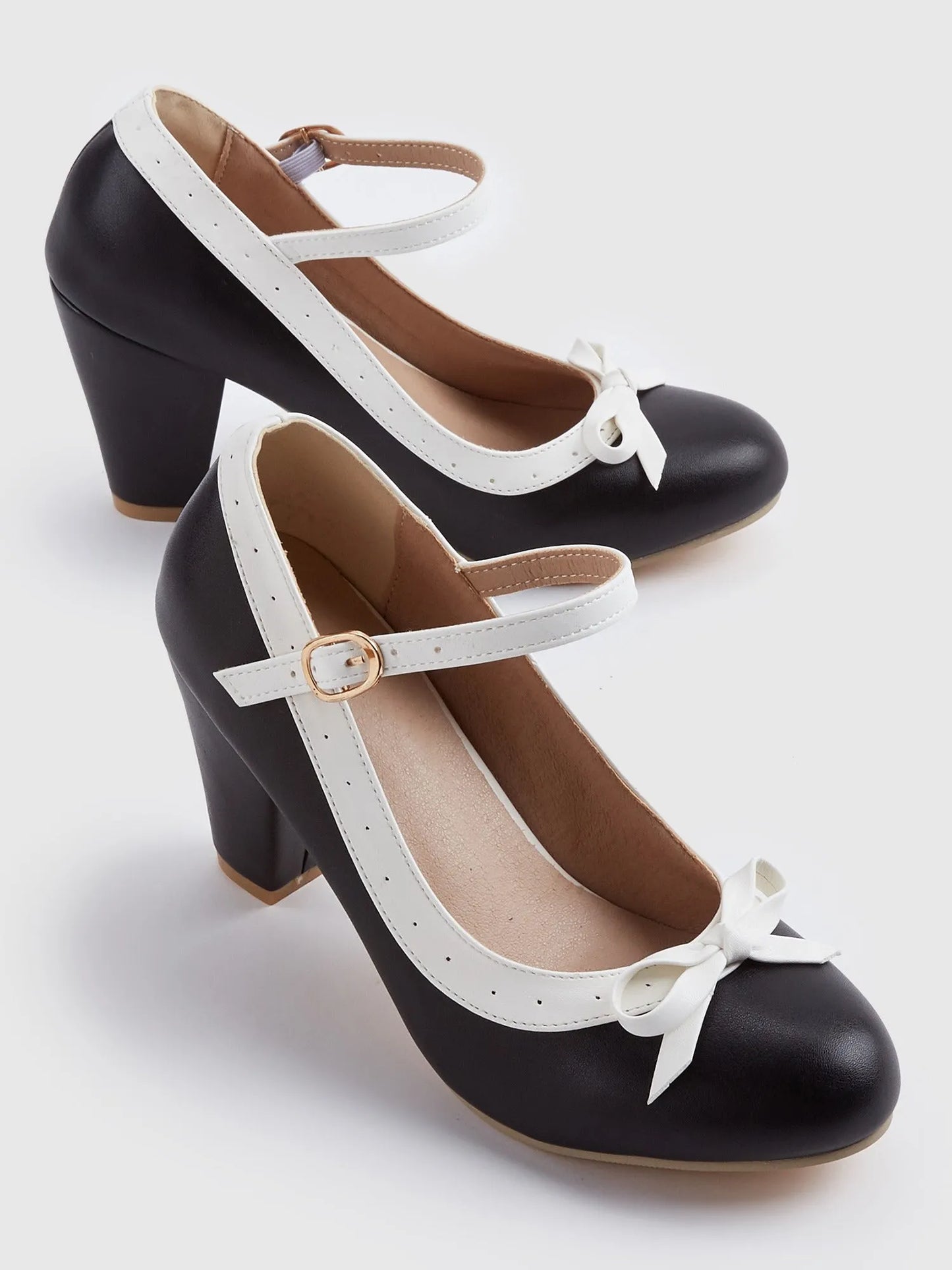 Women's Black and White Mary Jane Heels with Bow - Classic Chunky Heel Pumps